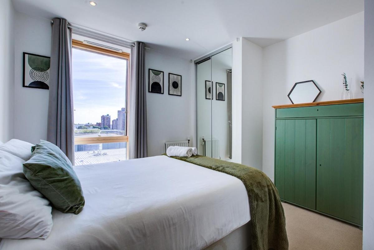 Apartament Modern 1-bed Entire Apartment, Zone 2 *